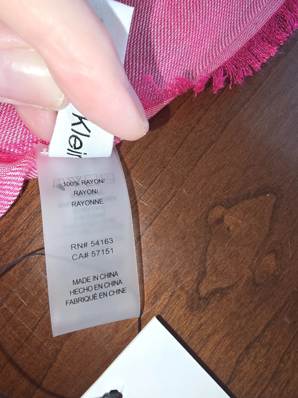 Calvin Klein Bright Pink 💕 Fringed Logo Scarf, New with Tags!